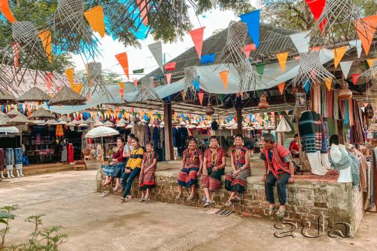 ສ້າງຄວາມເຂັ້ມແຂງໃຫ້ຊຸມຊົນ ແລະ ສ້າງວຽກເຮັດງານທຳເພື່ອສົ່ງເສີມວັດທະນະທຳ-ການທ່ອງທ່ຽວ